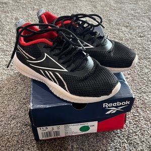 Toddler Boys size 11.5 Reebok Sneakers